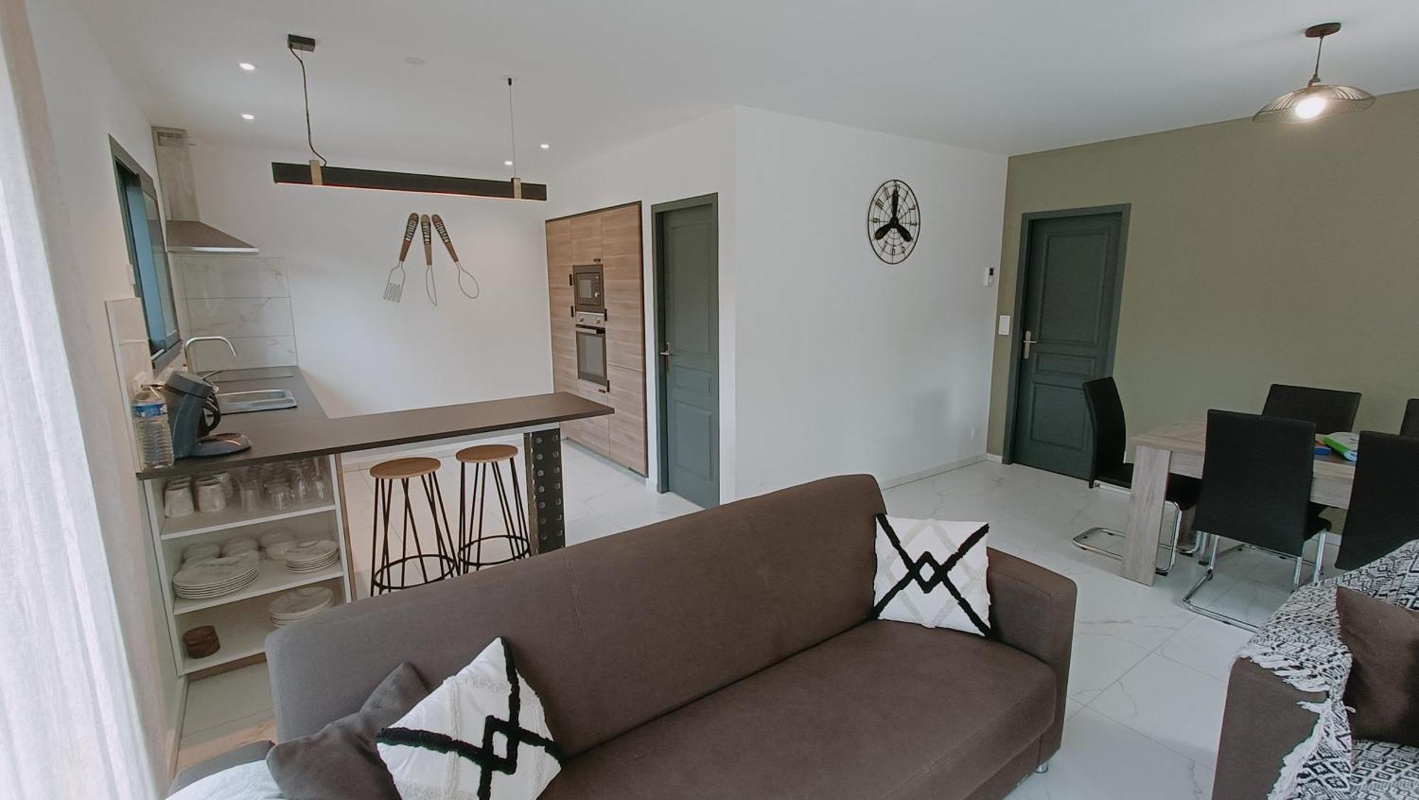 Villa Soleyana Meynes Esterno foto
